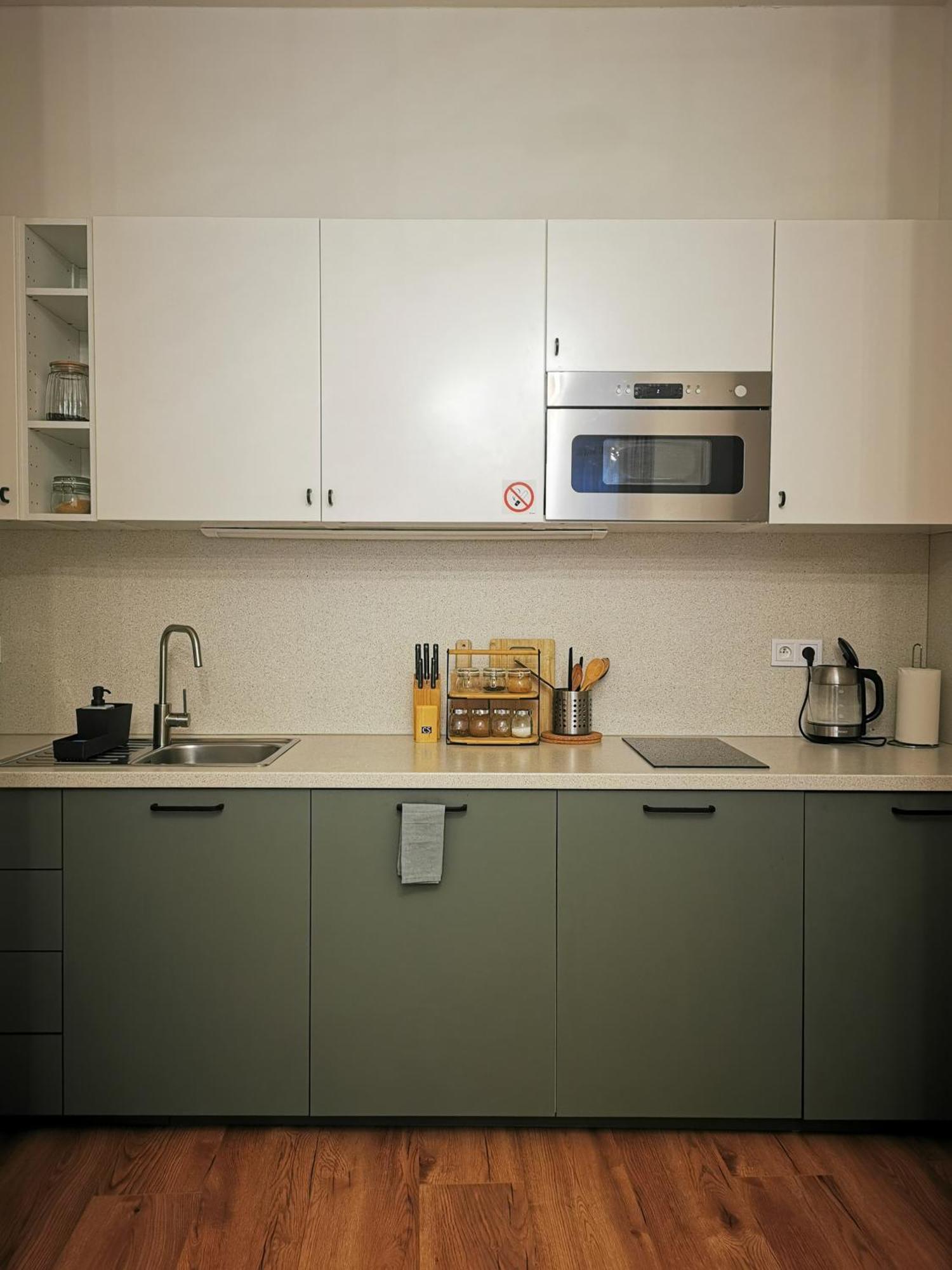 Atlas Apartment In The Historical Center Of Kosice With Free Private Parking Exterior foto
